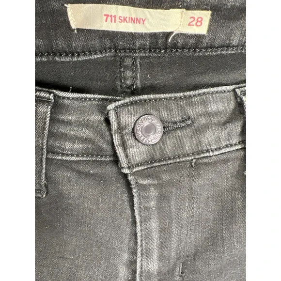 Levi's Black Distressed Women's Jeans - Picture 3 of 4